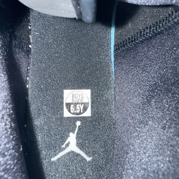 Nike Air Jordan 1 Mid SE Sneakers - Black and Tan Leopard Print Only worn once. - Picture 11 of 11